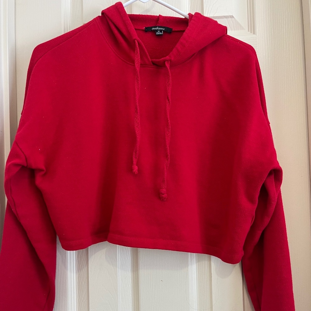 Cropped lightweight hoodie